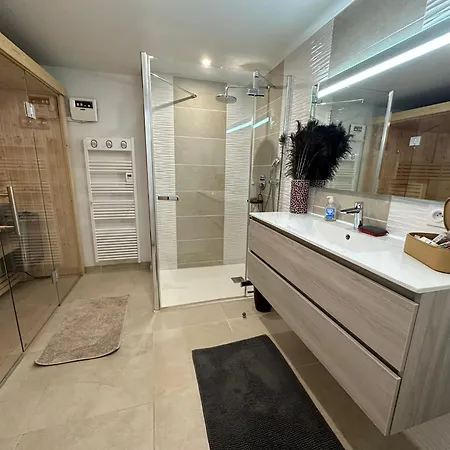 Chambre-studio Et Sauna Independants Annecy